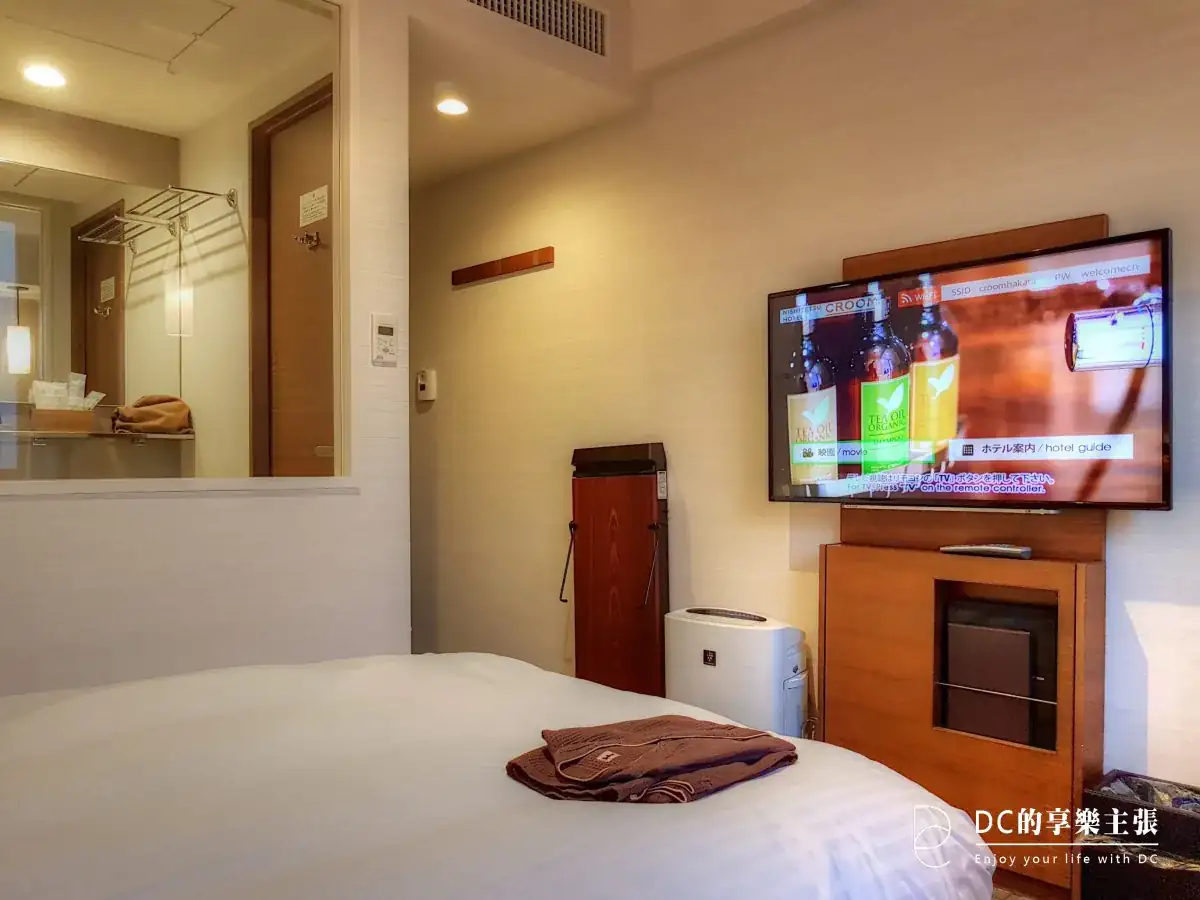住在日本 福岡自由行 住宿推薦 Nishitetsu Hotel Croom Hakata克魯姆博西鐵酒店 博多車站5分鐘 附設半露天溫泉的質感商務酒店