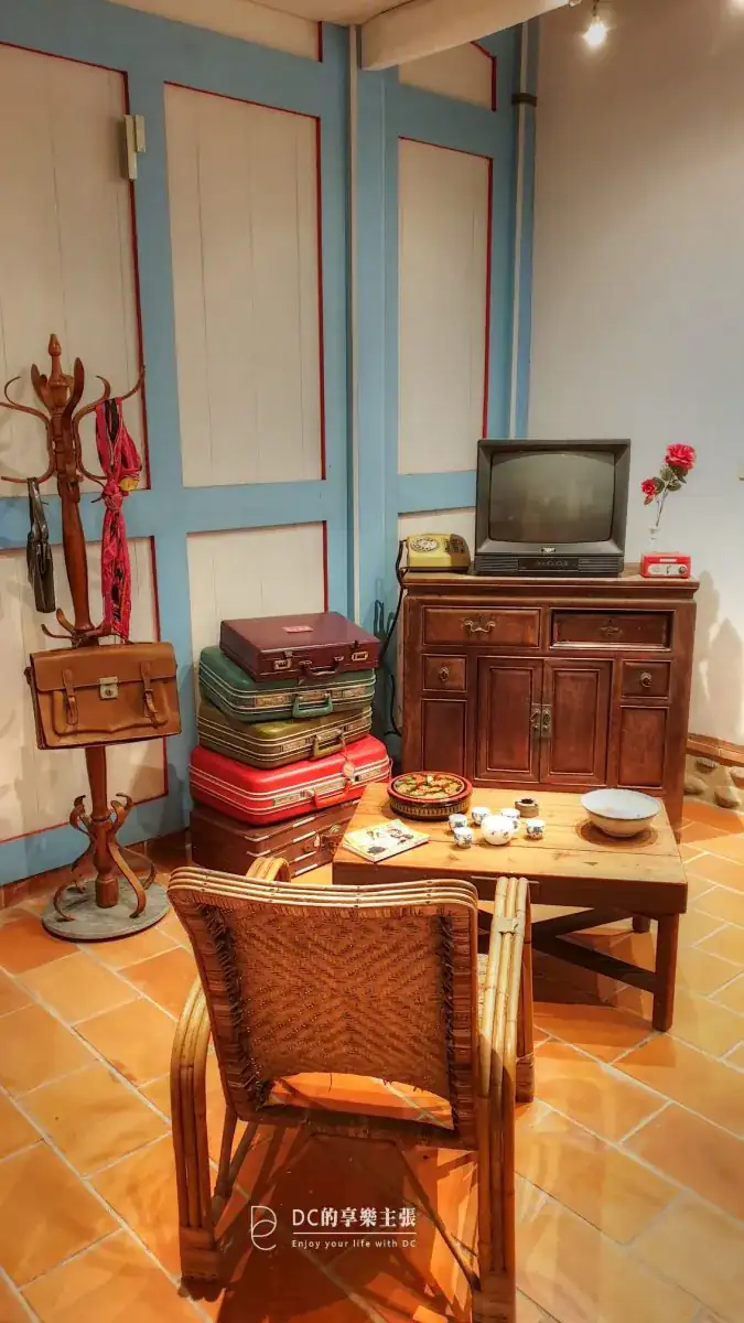 玩在台中 霧峰林家花園 夜探林宮保 每月限定一場 入夜導覽林家宮保第 大花廳前喫茶賞樂 穿古裝穿梭時空遊歷古蹟建築群