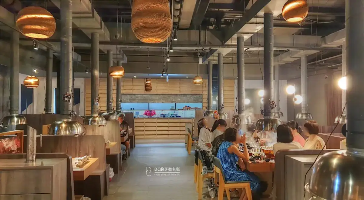 吃在台中 田季發爺燒肉 台中永春店 空間寬敞舒適 食材新鮮 哈根達斯 明治冰淇淋 吃到飽