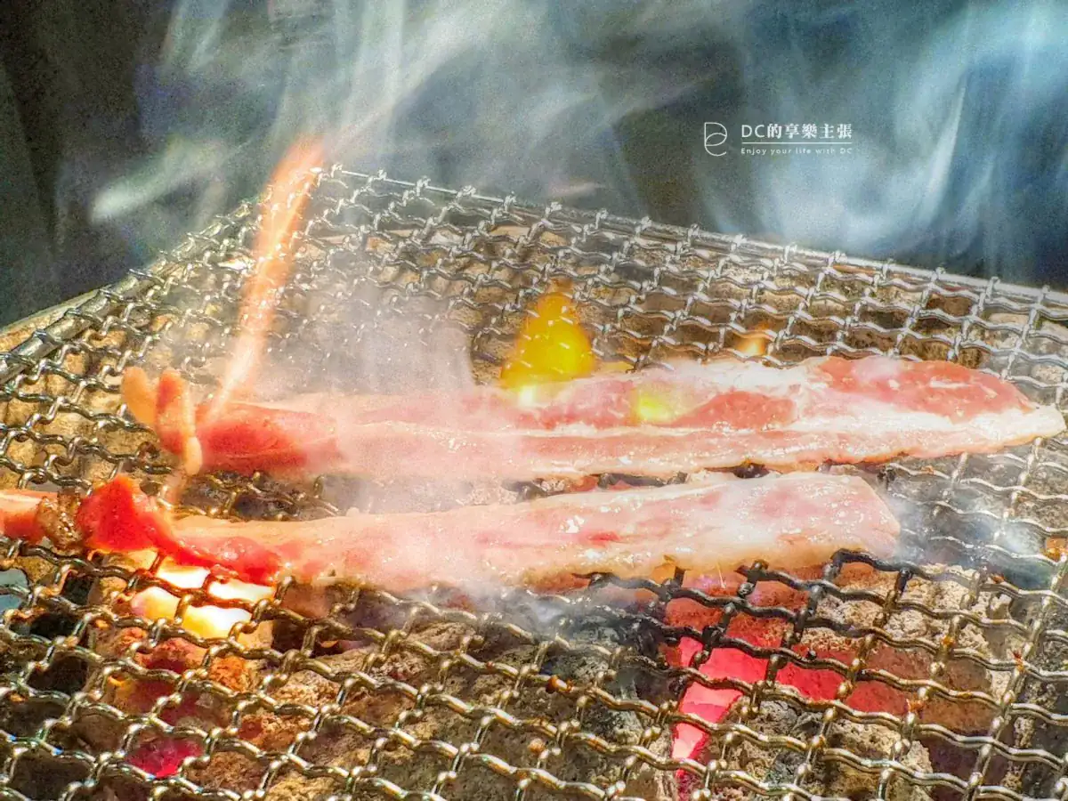 吃在台中 田季發爺燒肉 台中永春店 空間寬敞舒適 食材新鮮 哈根達斯 明治冰淇淋 吃到飽