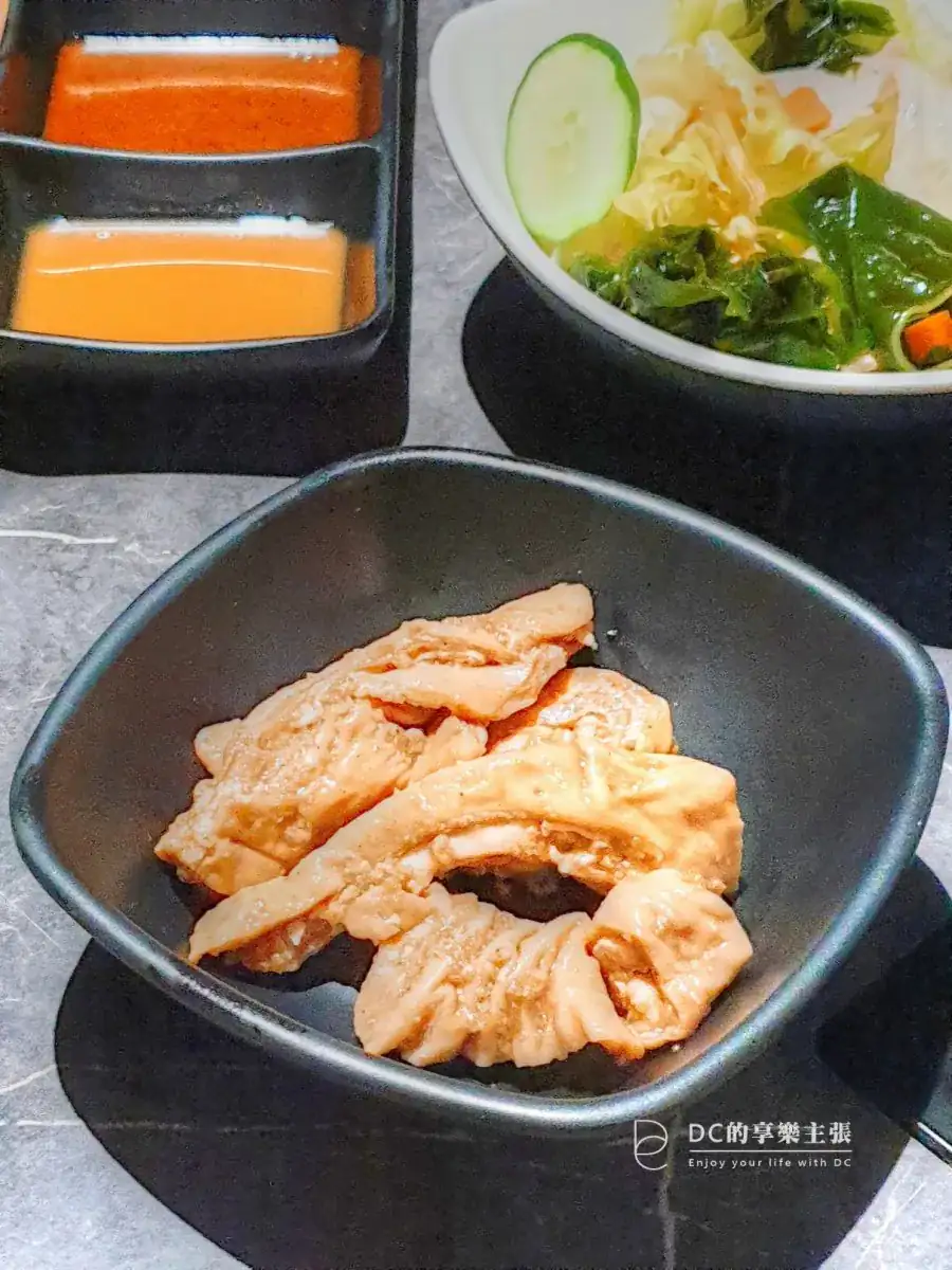吃在台中 田季發爺燒肉 台中永春店 空間寬敞舒適 食材新鮮 哈根達斯 明治冰淇淋 吃到飽