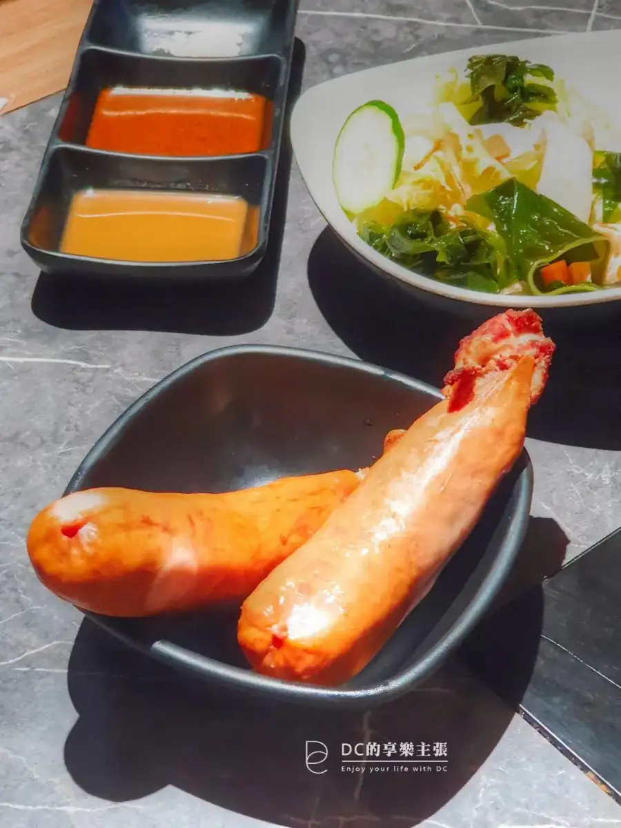 吃在台中 田季發爺燒肉 台中永春店 空間寬敞舒適 食材新鮮 哈根達斯 明治冰淇淋 吃到飽